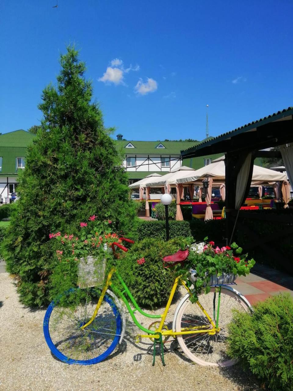 Hotel Lubenska Sloboda Olshanka Exterior photo